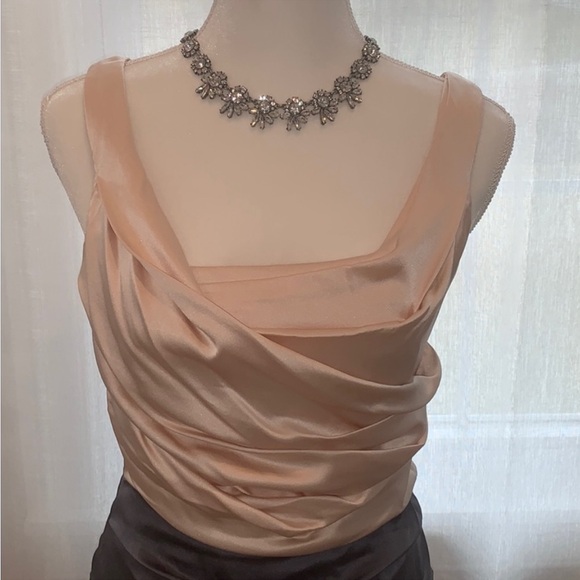 8 Express Silk Two Toned Ruched Sleeveless Peach Pink Gray Satin Mini‎ Dress - Picture 7 of 12